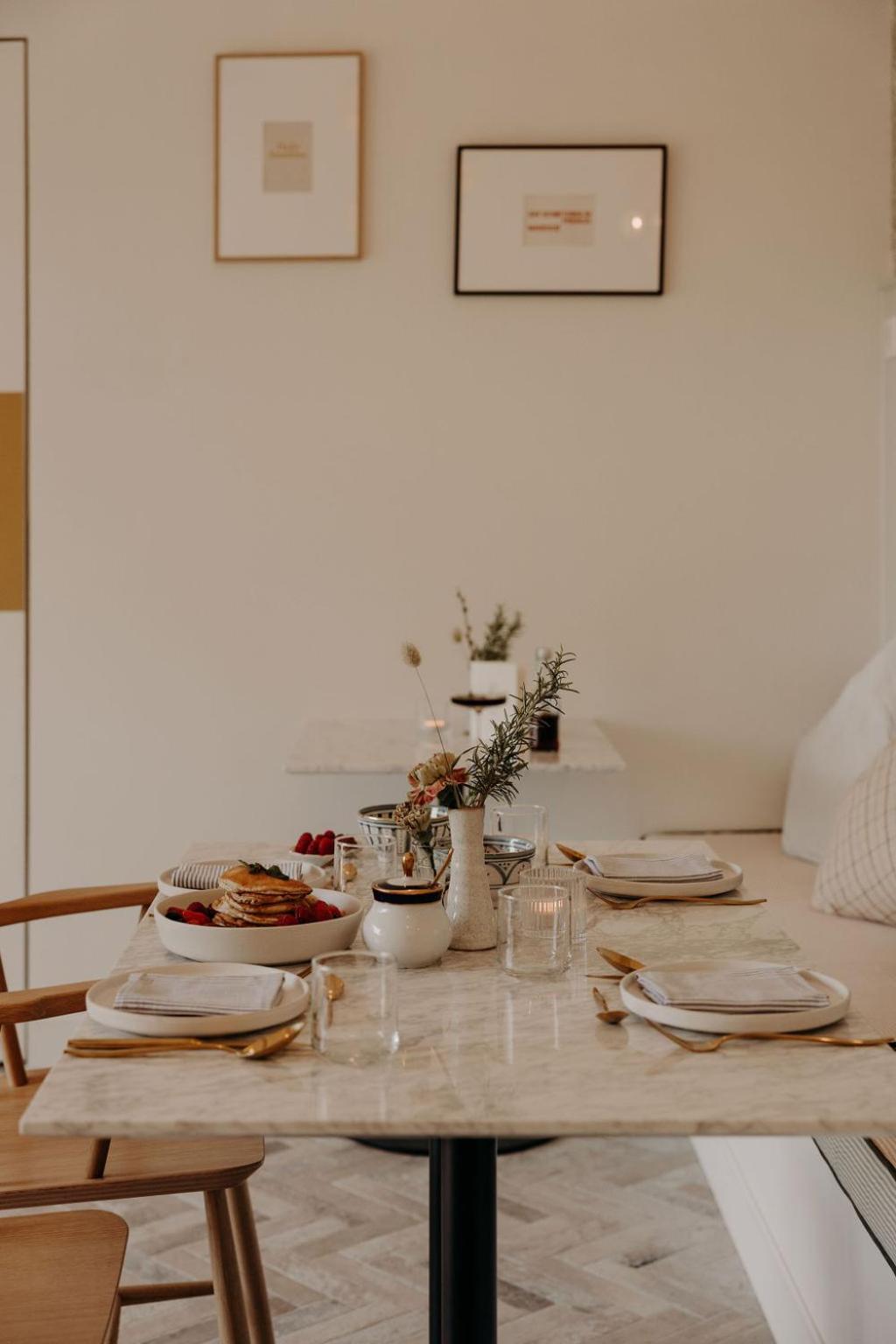 غوجان-ميستراس Chez Brens - Maison D'Hotes A La Hume المظهر الخارجي الصورة